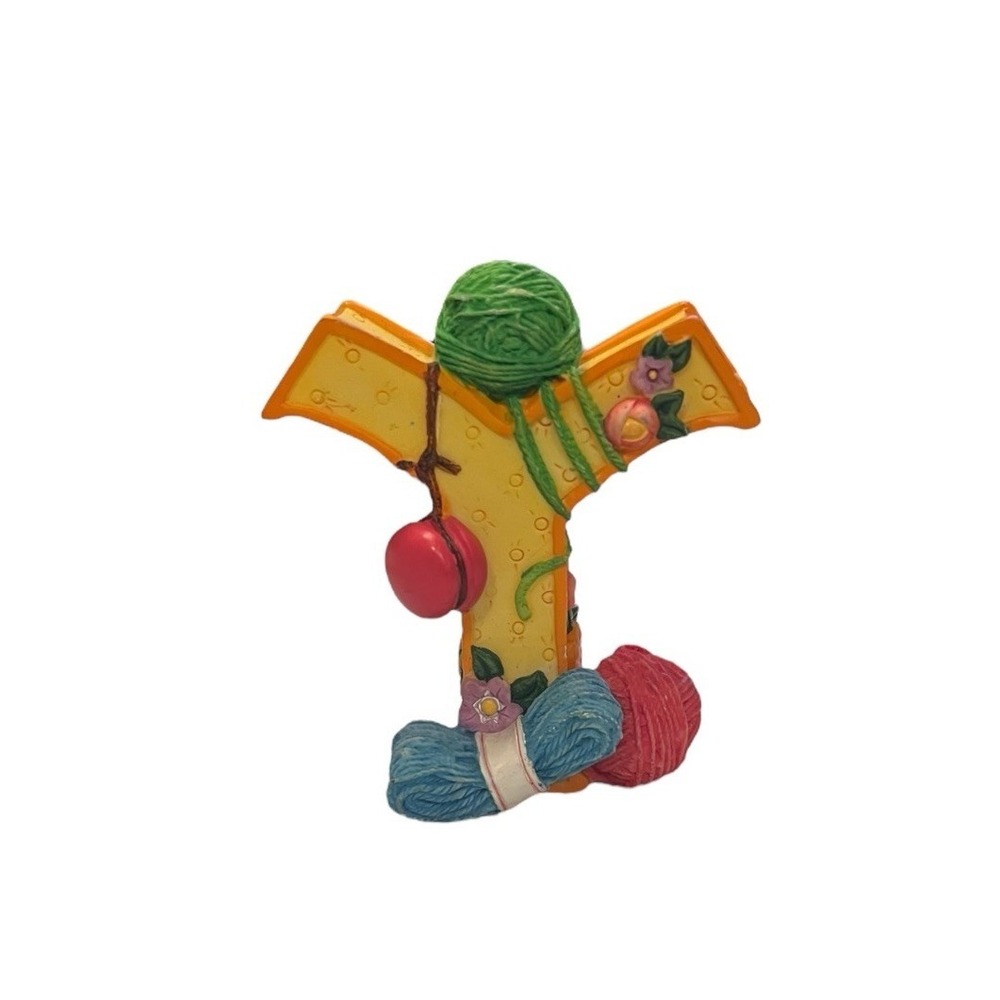 Mary Engelbreit Initial Alphabet Block Letter "Y" Yarn Standing Figurine 1999‎